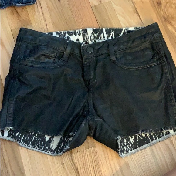 Reversible shorts - Picture 3 of 6